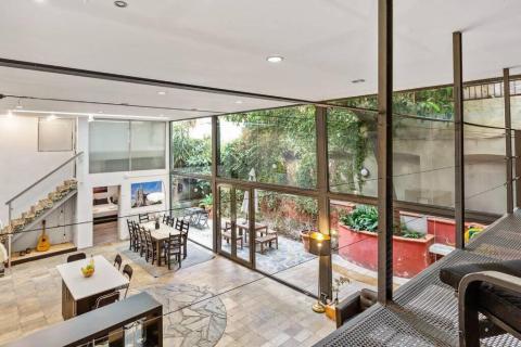 FridaysFlats Fabulous & Unforgettable