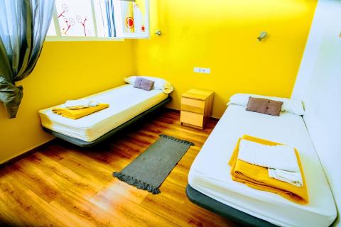 Onefam Les Corts by Hostel One