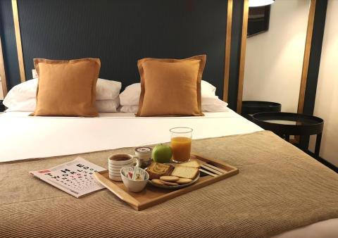 La França Travellers Adults Only