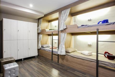 Barcelona & You Hostel Sagrada Familia